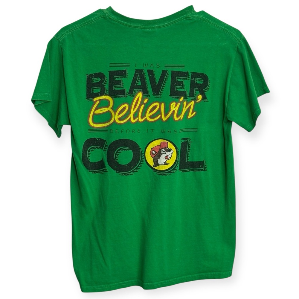 Buccee’s Men's Green 'Beaver Believin'' Graphic Tee Size S